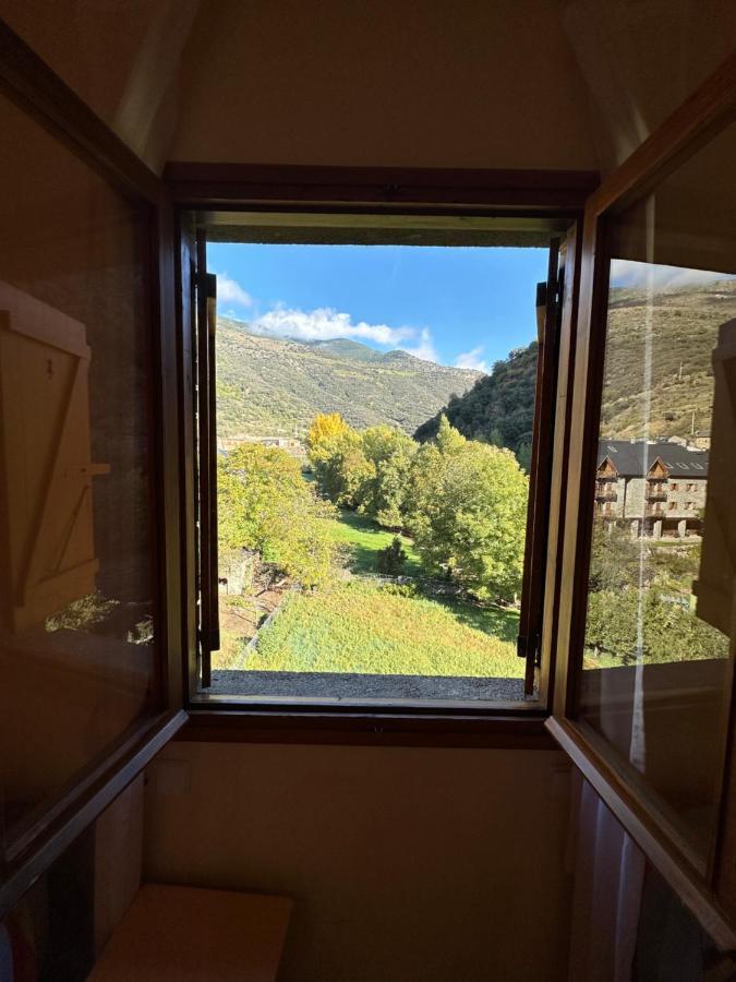 Apartament Rialp Amb Vistes Al Riu Noguera Pallaresa Dış mekan fotoğraf