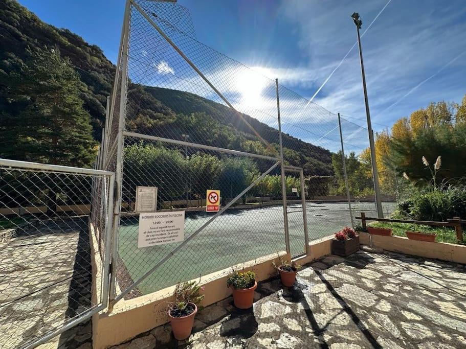 Apartament Rialp Amb Vistes Al Riu Noguera Pallaresa Dış mekan fotoğraf